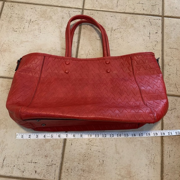 Bright Red PU Leather Geometric Pattern Tote Bag Satchel - Spacious Interior - Picture 12 of 15